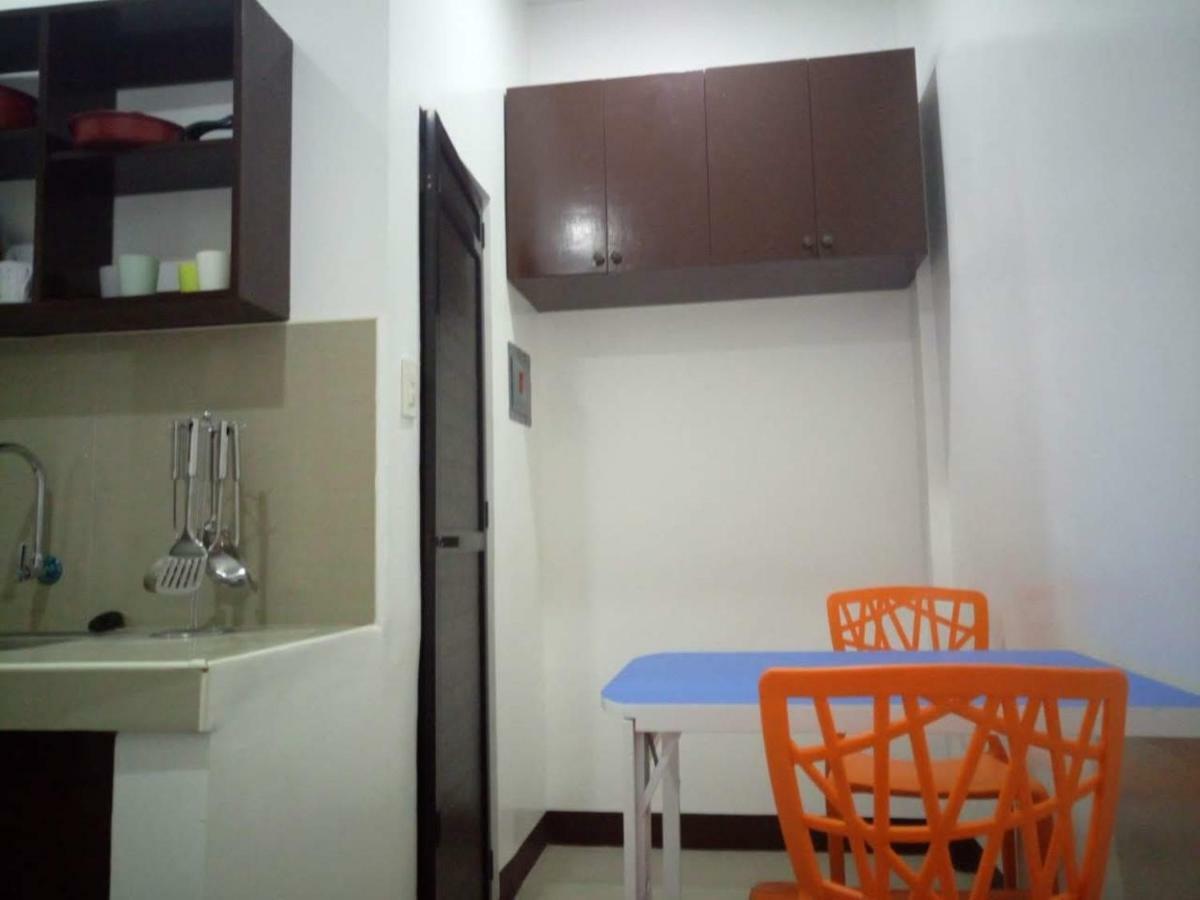 Clark-Pad Inn, Angeles City Kültér fotó