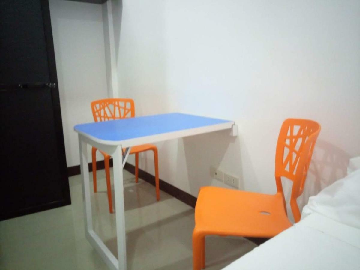 Clark-Pad Inn, Angeles City Kültér fotó