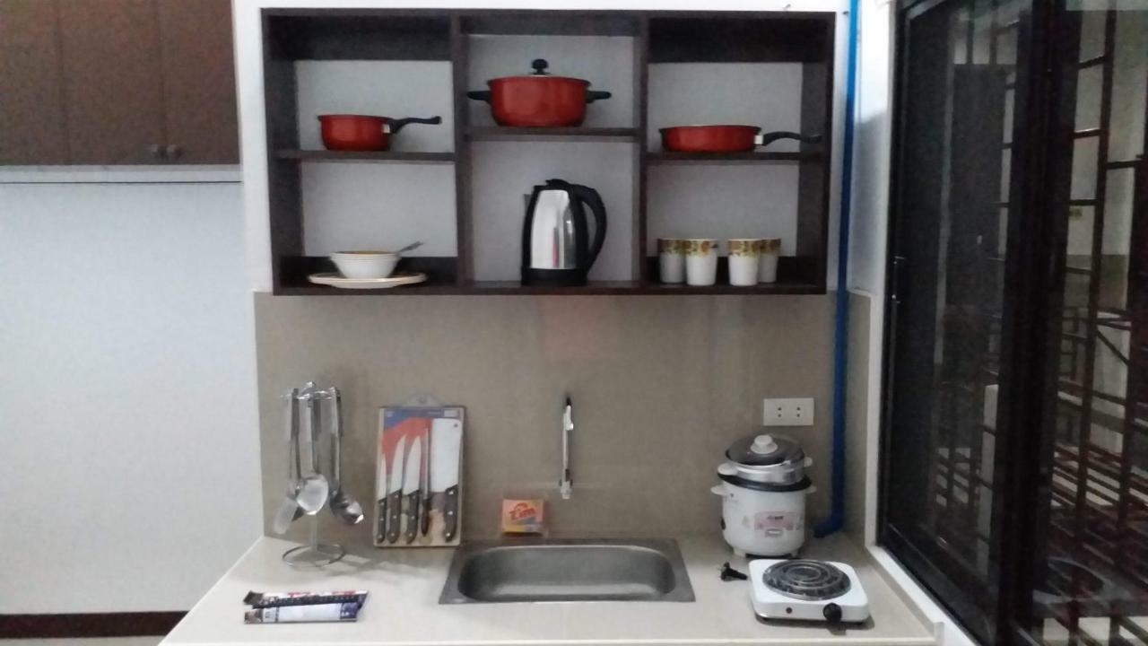 Clark-Pad Inn, Angeles City Kültér fotó