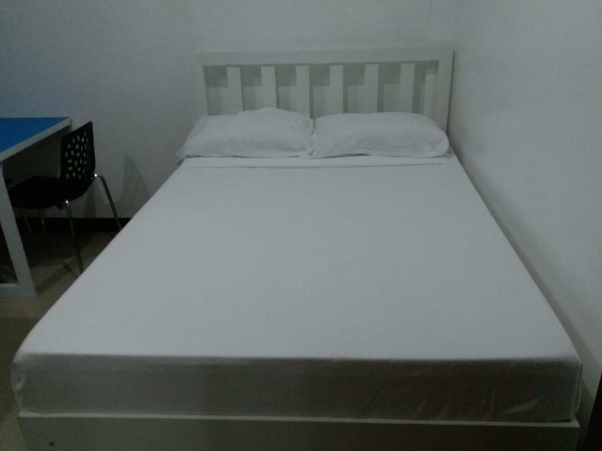 Clark-Pad Inn, Angeles City Kültér fotó