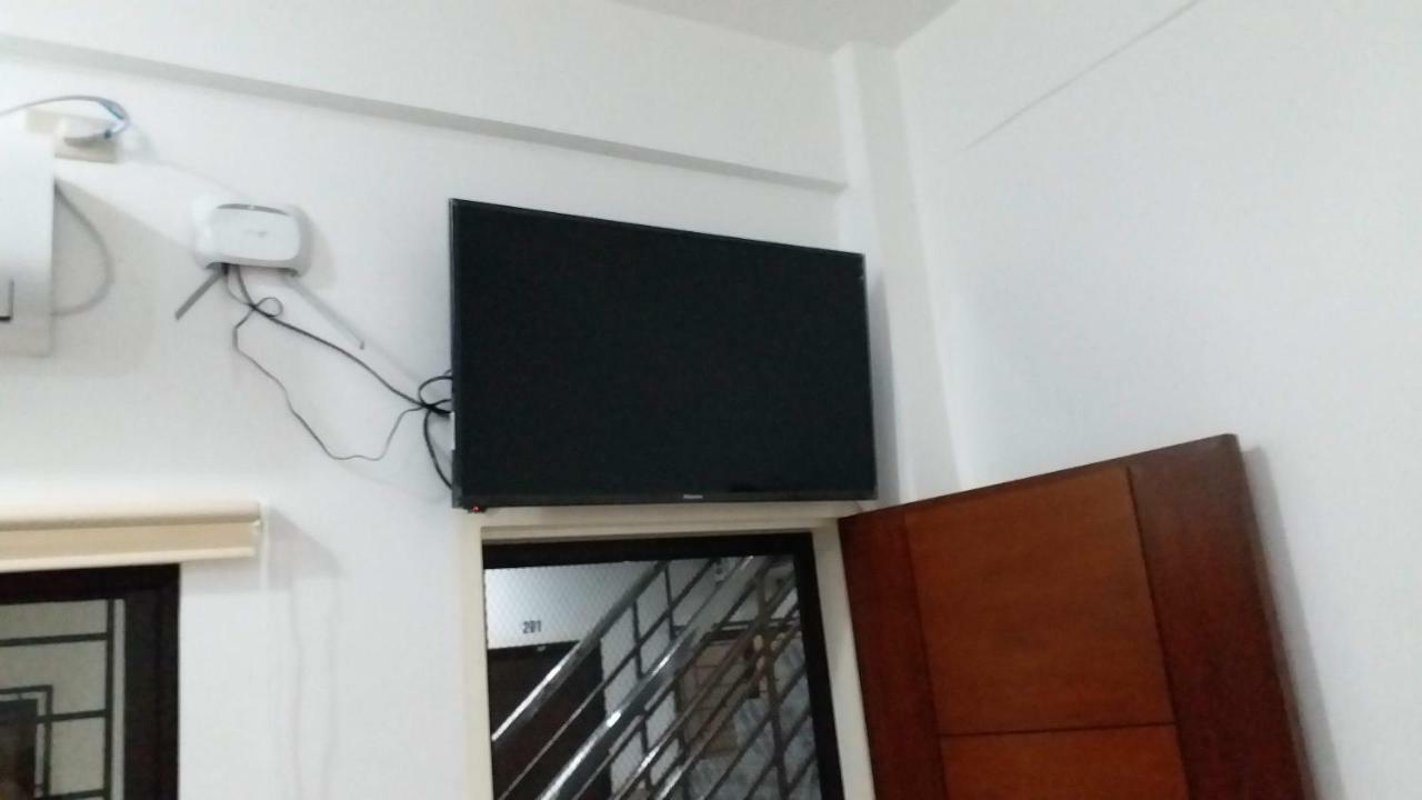 Clark-Pad Inn, Angeles City Kültér fotó