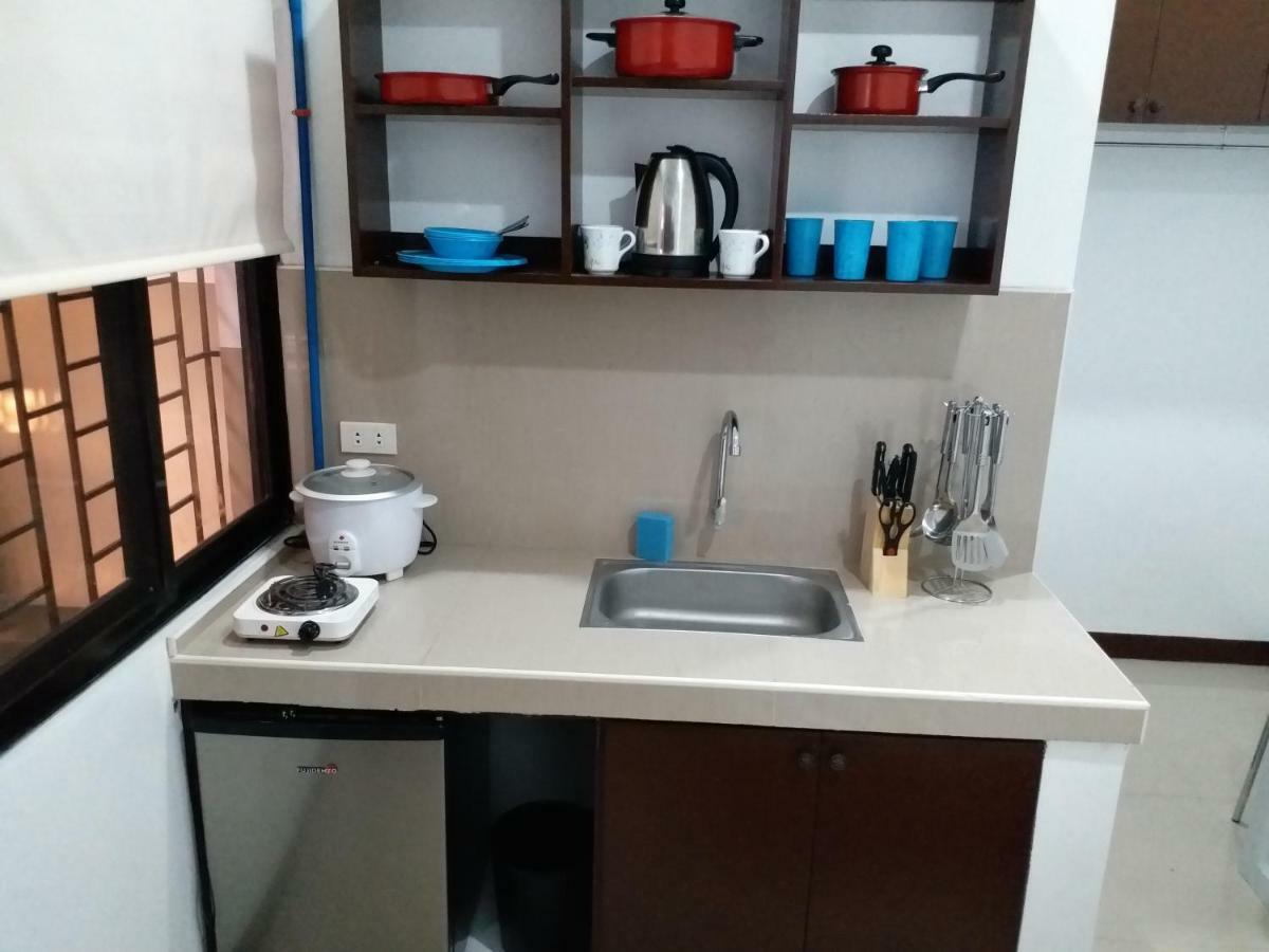 Clark-Pad Inn, Angeles City Kültér fotó