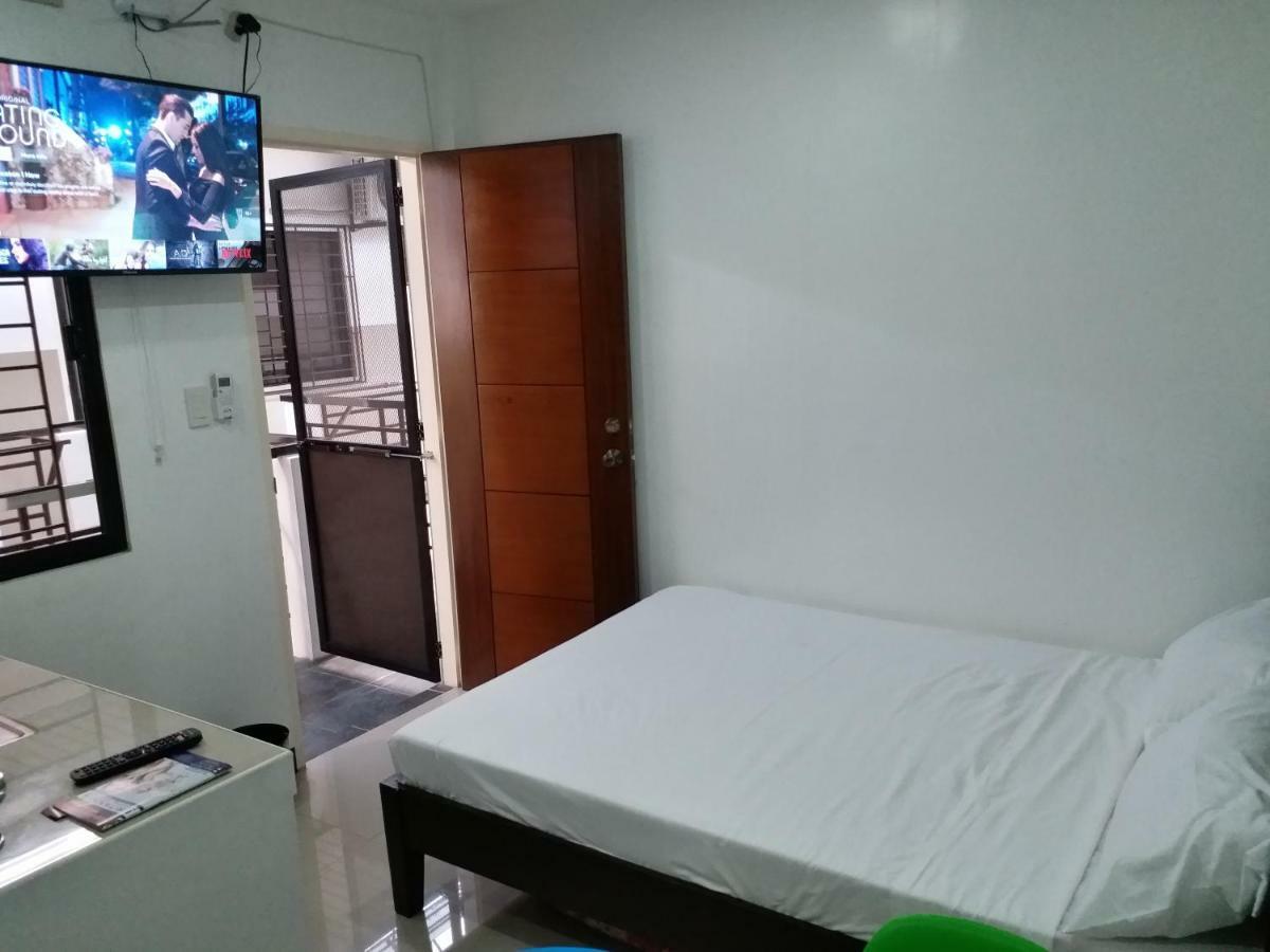 Clark-Pad Inn, Angeles City Kültér fotó